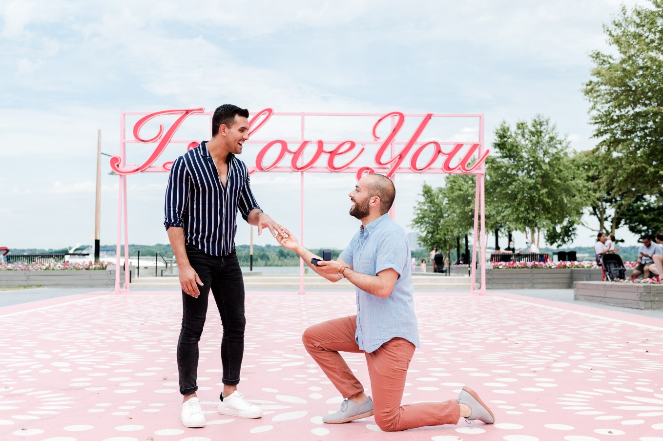 Engagement season guide - WeddingPro