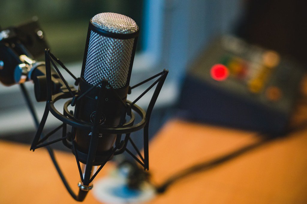 5 Reasons Wedding Pros Might Want to Consider a Podcast