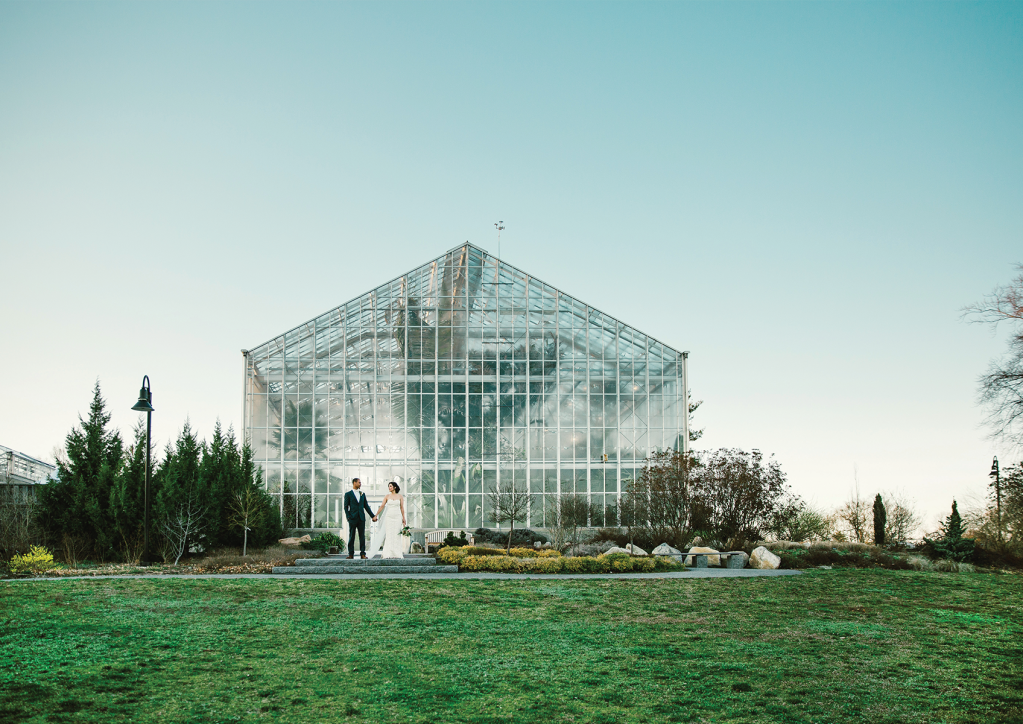 How to Start a Wedding Venue