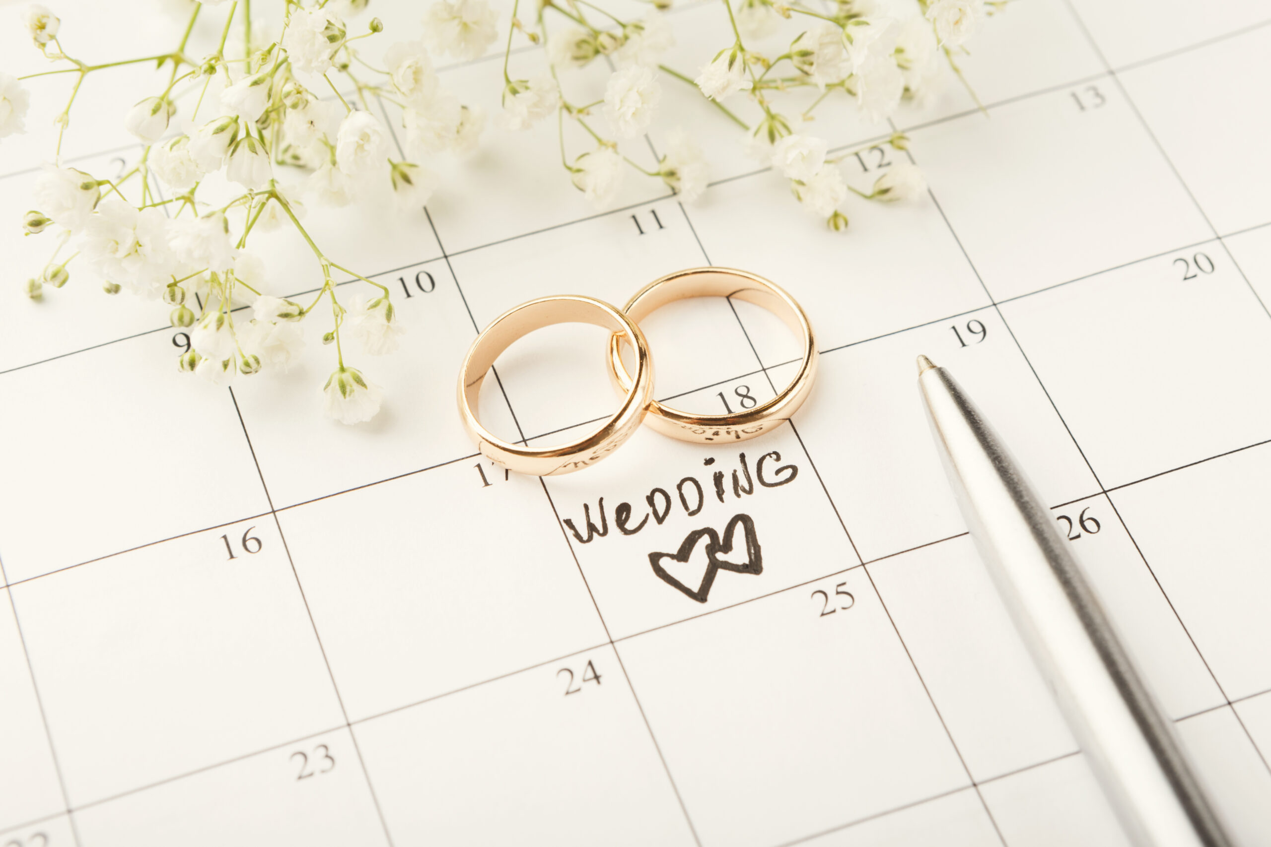 how to book more weddings this engagement season with weddingpro